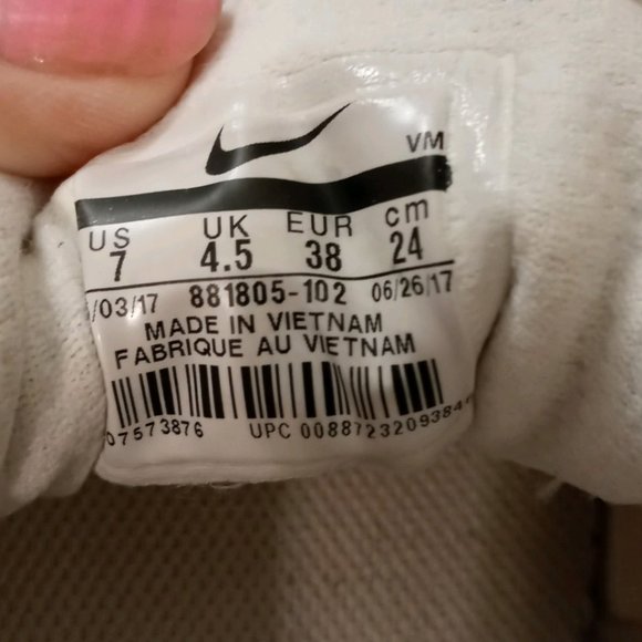 NIke women's Flex Experience size 7 - Picture 8 of 13